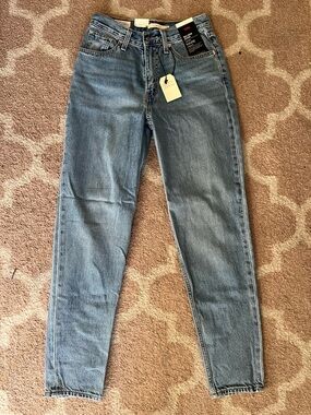 Levi's Light Blue Denim 80’s Mom Jeans